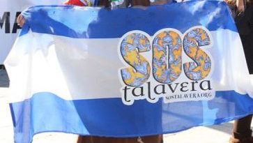 ASOCIACION-SOS-TALAVERA-SOSTALAVERA-ANIVERSARIO-MANIFESTACION-TOLEDO-BANDERA