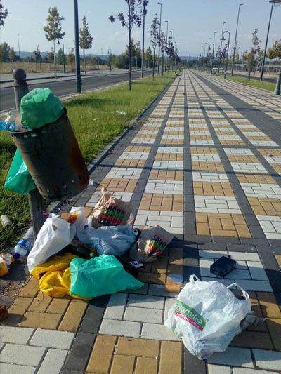 talavera-basura-suciedad-civismo-linea-verde-limpieza-ciudadania