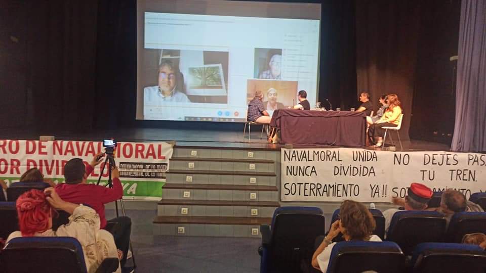 NAVALMORAL-MATA-EXTREMADURA-AVE-TREN-SOTERRAMIENTO-SOS-TALAVERA-COMARCA-MANIFESTACION-CONCENTRACION-PLATAFORMA-ADIF-AYUNTAMIENTO-MINISTERIO-FOMENTO-JUNTA